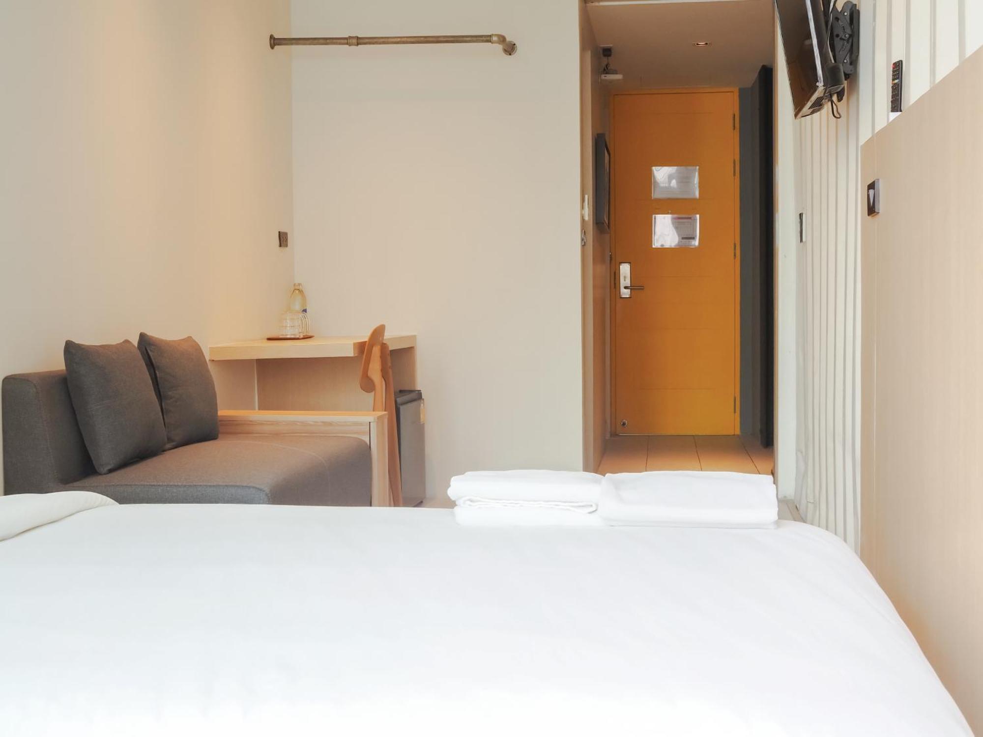 Hostel Sleep Box Sukhumvit 22 Bangkok Exterior foto